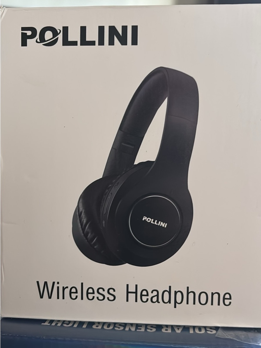Pollini Black Over-Ear Wireless Headphones with Cushioned Earcups